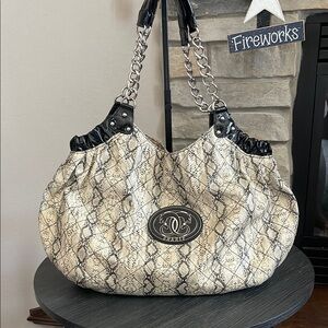 Sharif Cream and Black Hobo Bag